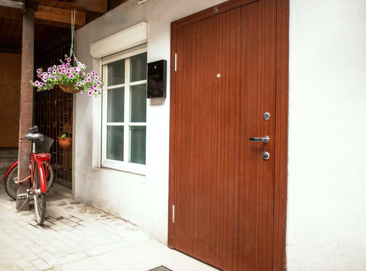 Cozy Apt In The Heart Of Old Town Βίλνιους Εξωτερικό φωτογραφία